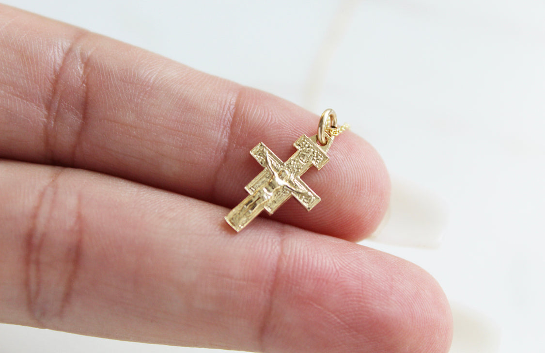 Damiano Crucifix Necklace 14K Gold