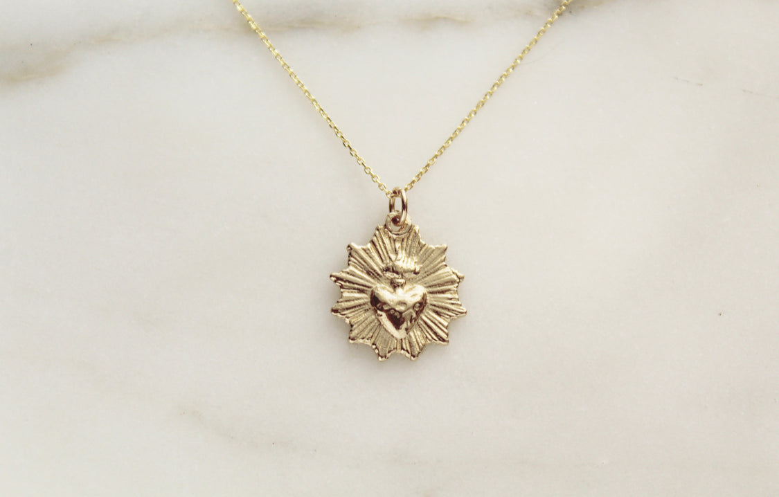 Most Sacred Heart minimalist scalloped necklace in 14k Gold