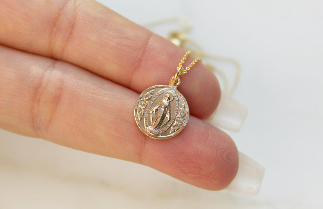 14k Gold Round Miraculous Medal Necklace