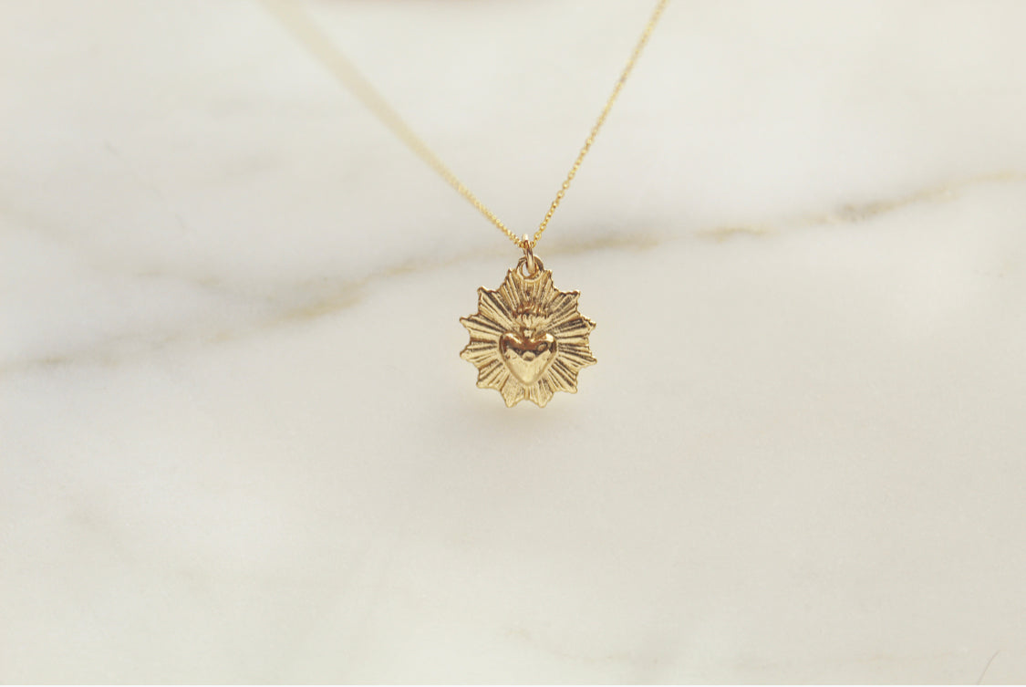 Most Sacred Heart minimalist scalloped necklace in 14k Gold