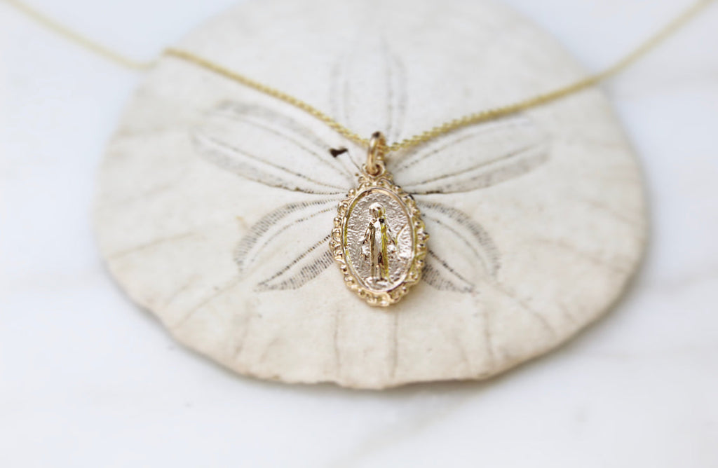 14k Gold Intricate Miraculous Medal