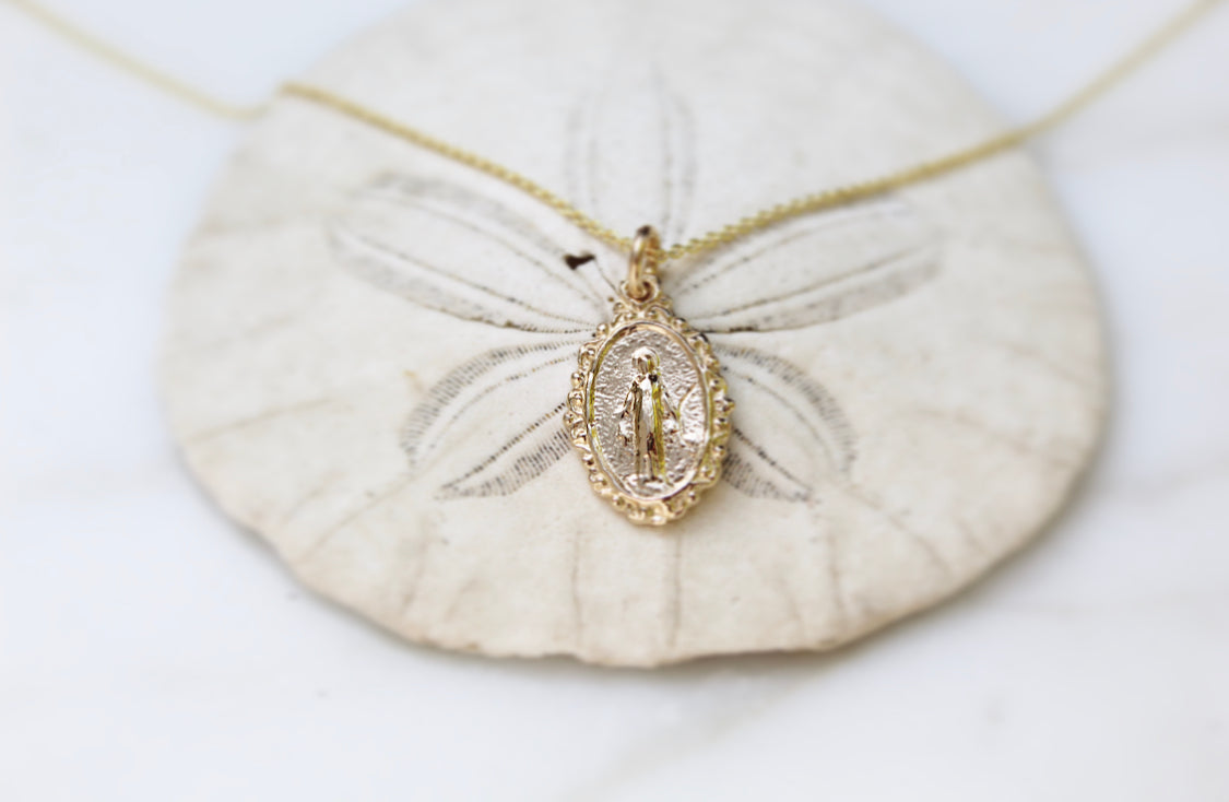 14k Gold Intricate Miraculous Medal