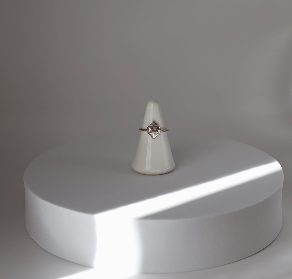 Sacred Heart Ring in 925 Sterling Silver