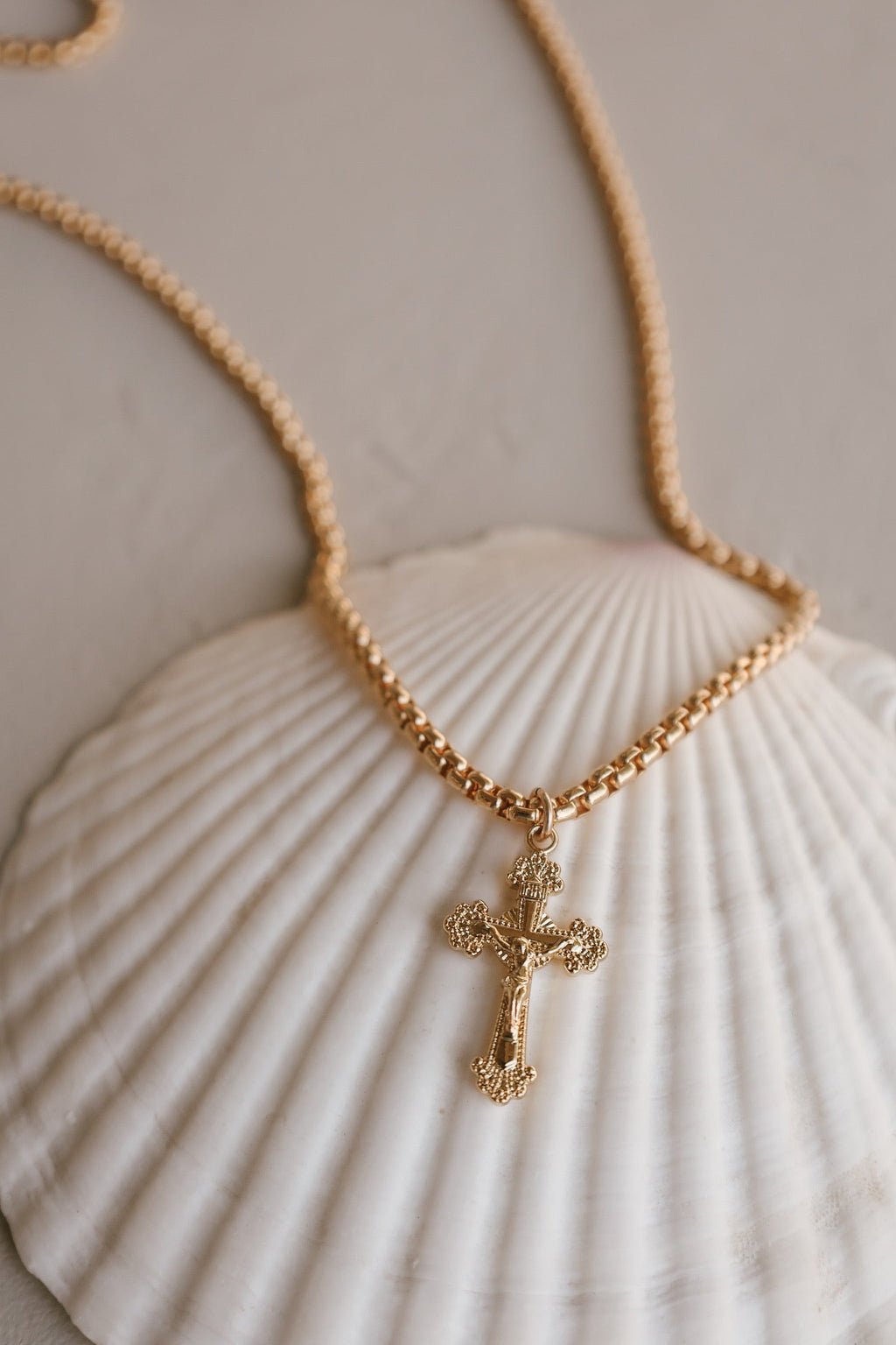 Men’s Crucifix Necklace