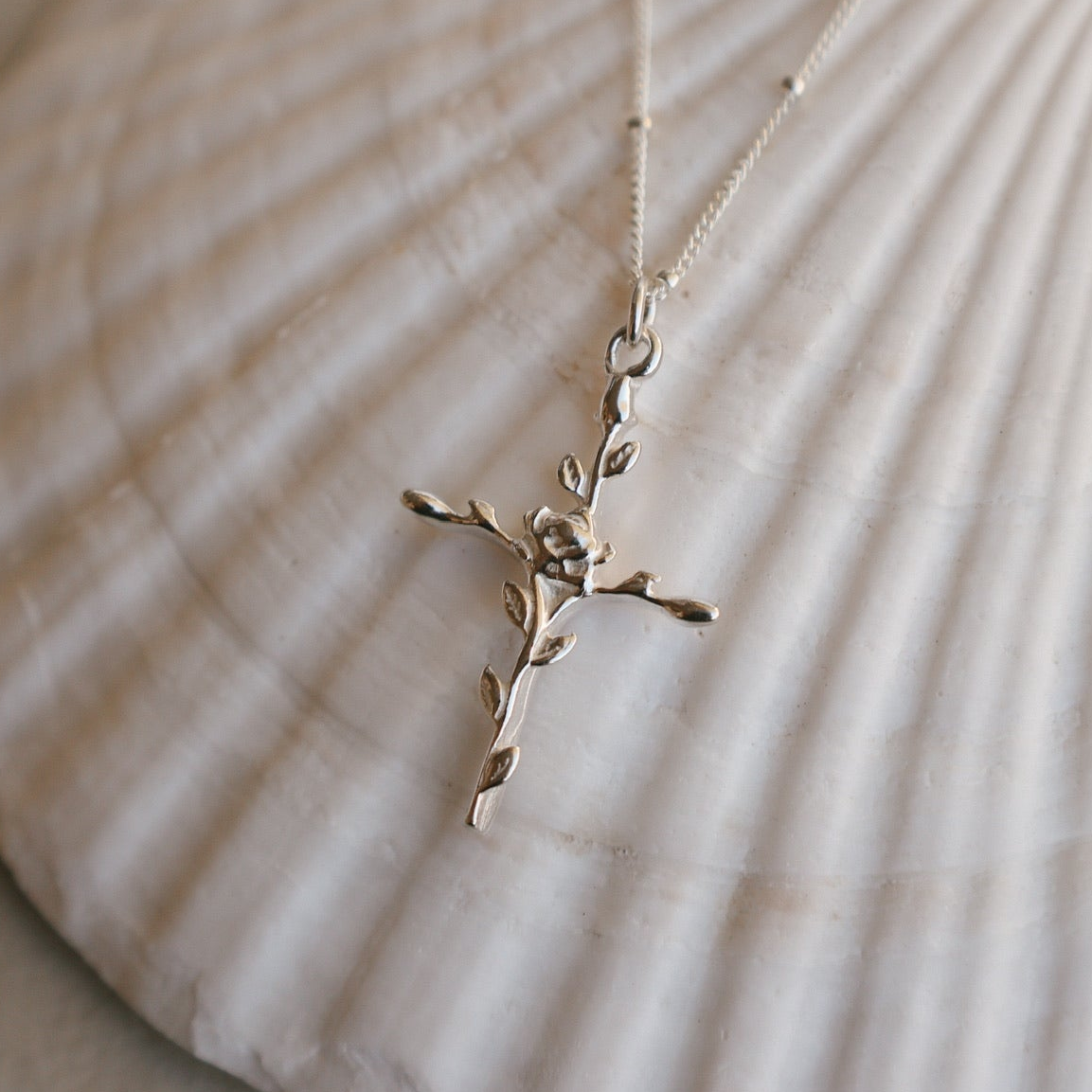 Roselle Cross Necklace| Sterling Silver