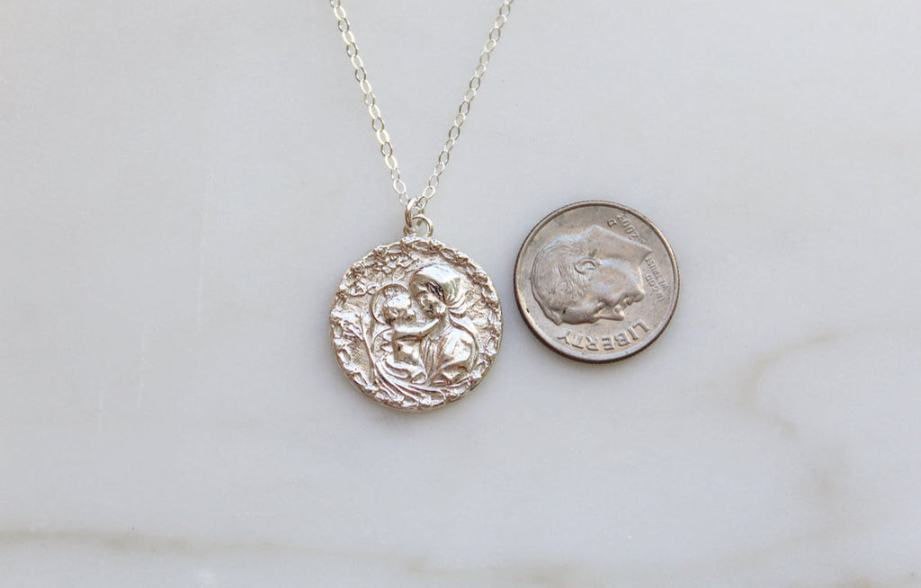 Mother and Child Necklace in 925 Sterling Silver