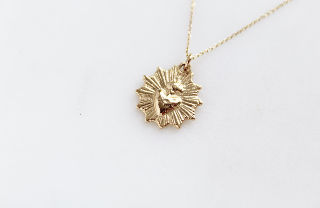 Most Sacred Heart minimalist scalloped necklace in 14k Gold