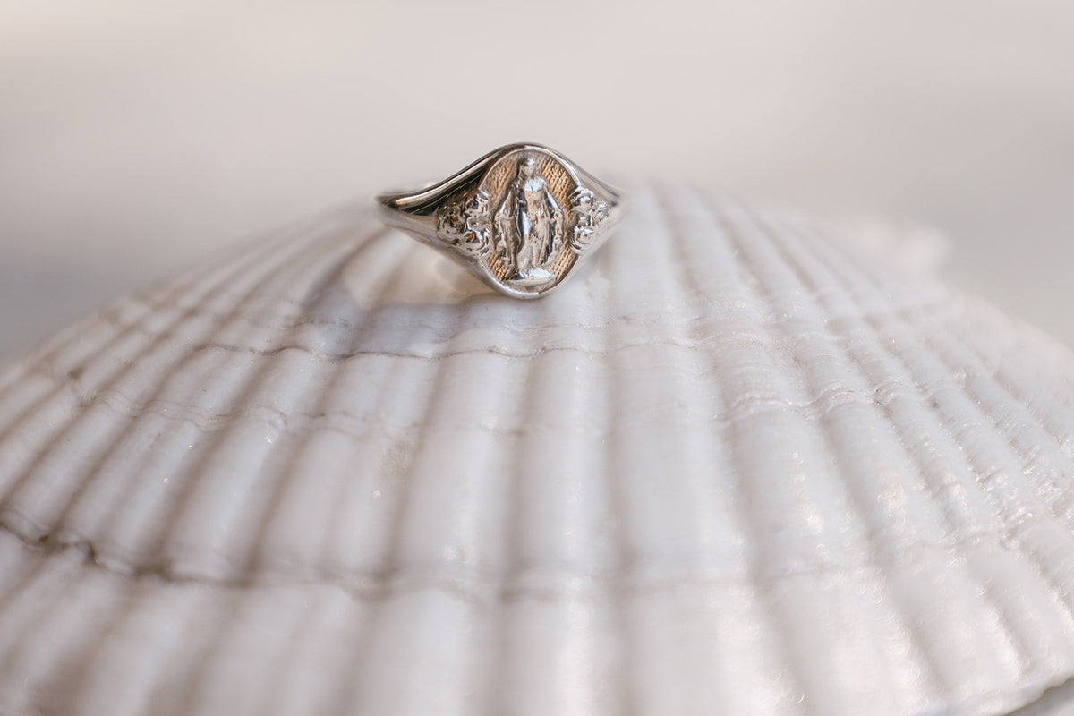 Miraculous Medal Signet Ring in 925 Sterling Silver