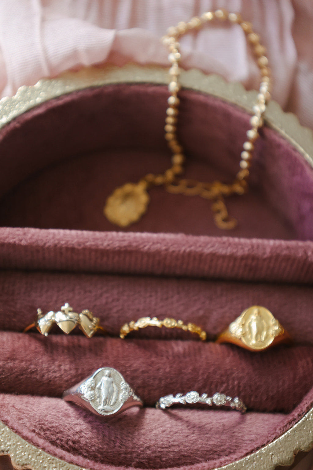 Holy Family Hearts® Ring in Gold Vermeil