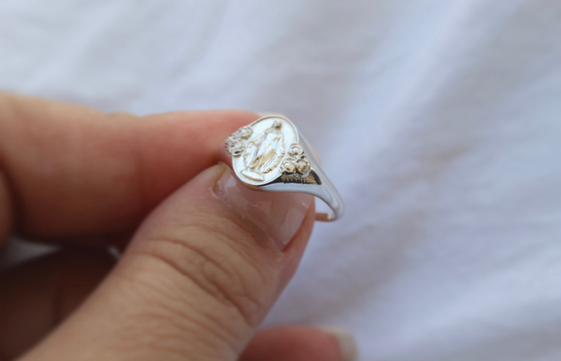 Miraculous Medal Signet Ring in 925 Sterling Silver