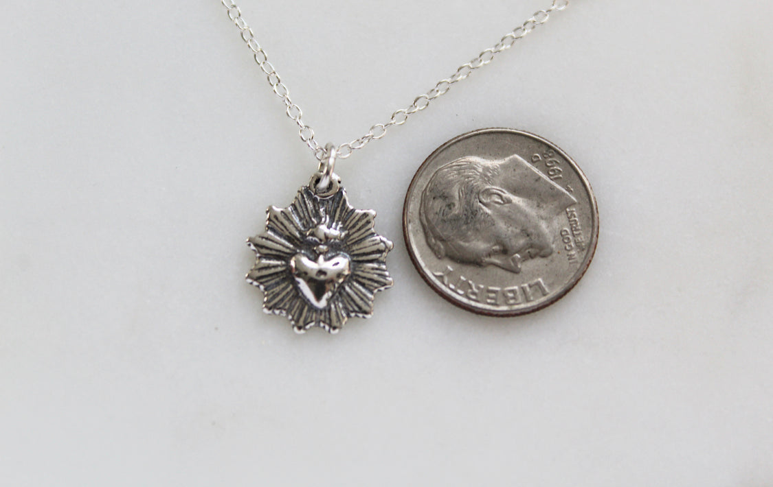 Sacred Heart minimalist scalloped necklace in oxidized silver