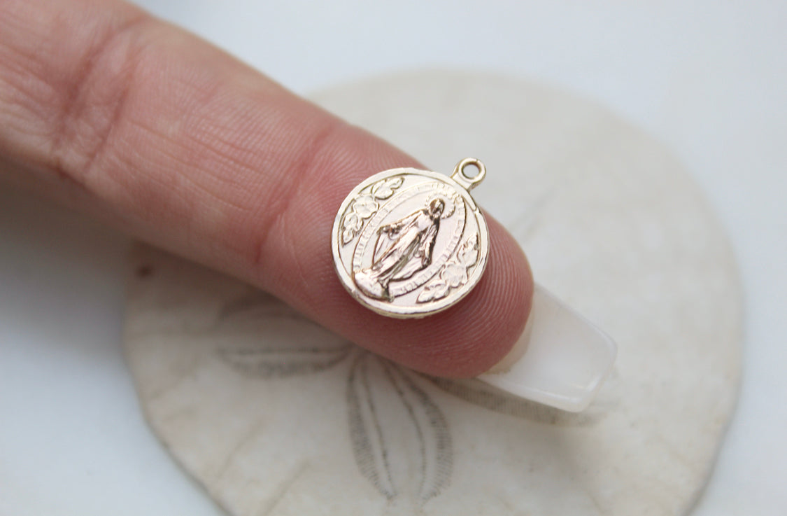 14k Gold Round Miraculous Medal Necklace