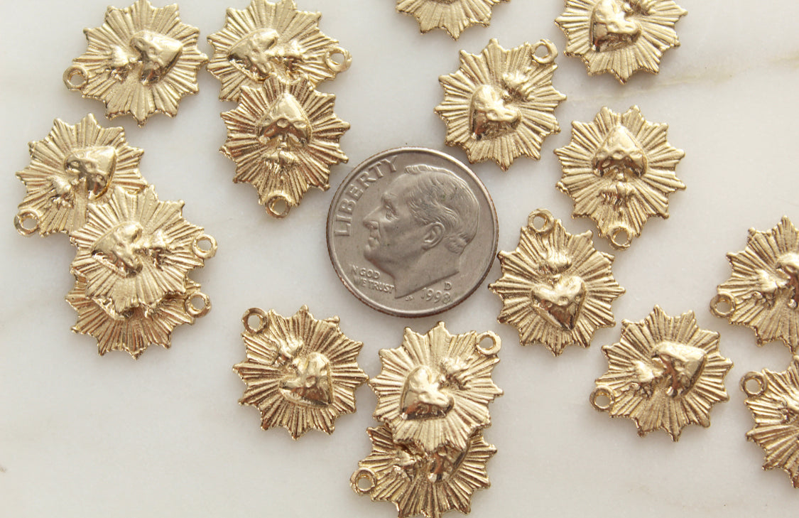 Most Sacred Heart minimalist scalloped necklace in 14k Gold