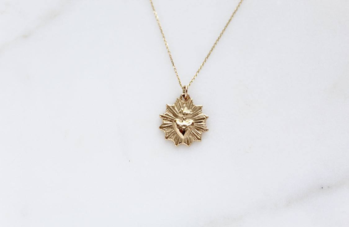 Most Sacred Heart minimalist scalloped necklace in 14k Gold