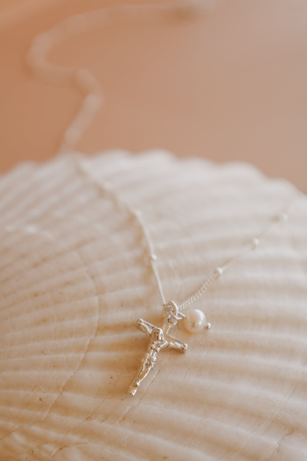 Crucifix & Pearl Necklace in Sterling Silver