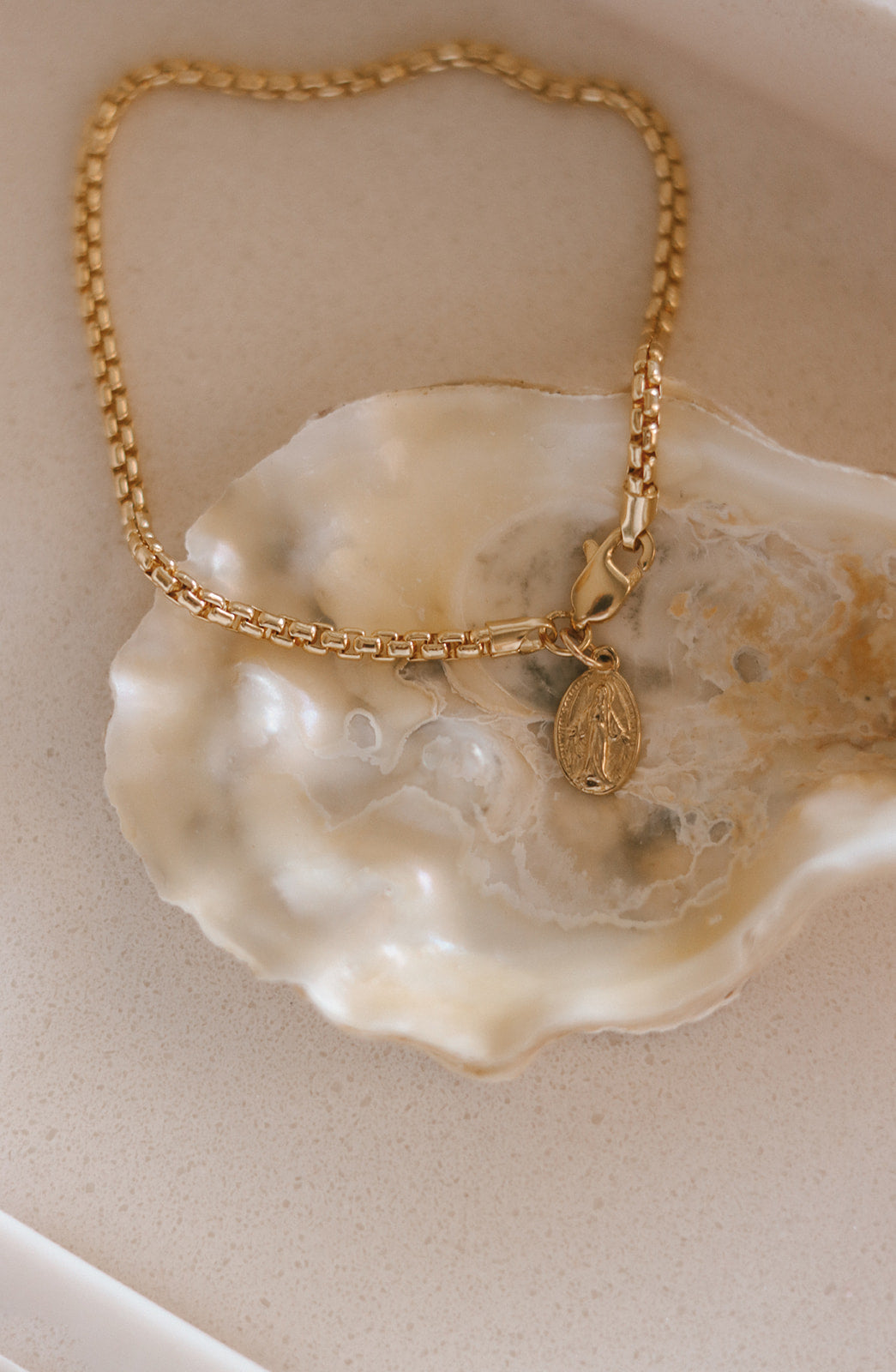 14k Gold Stella Miraculous Medal Bracelet