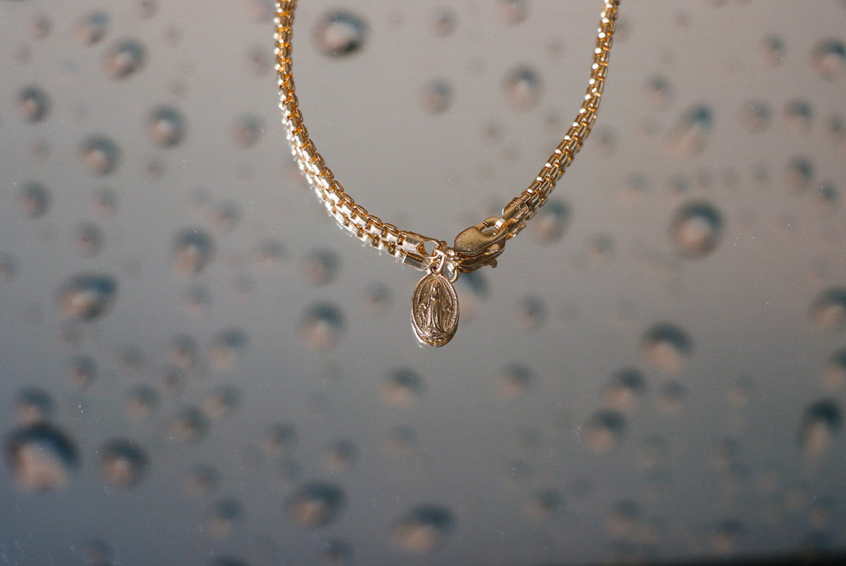 14k Gold Stella Miraculous Medal Bracelet