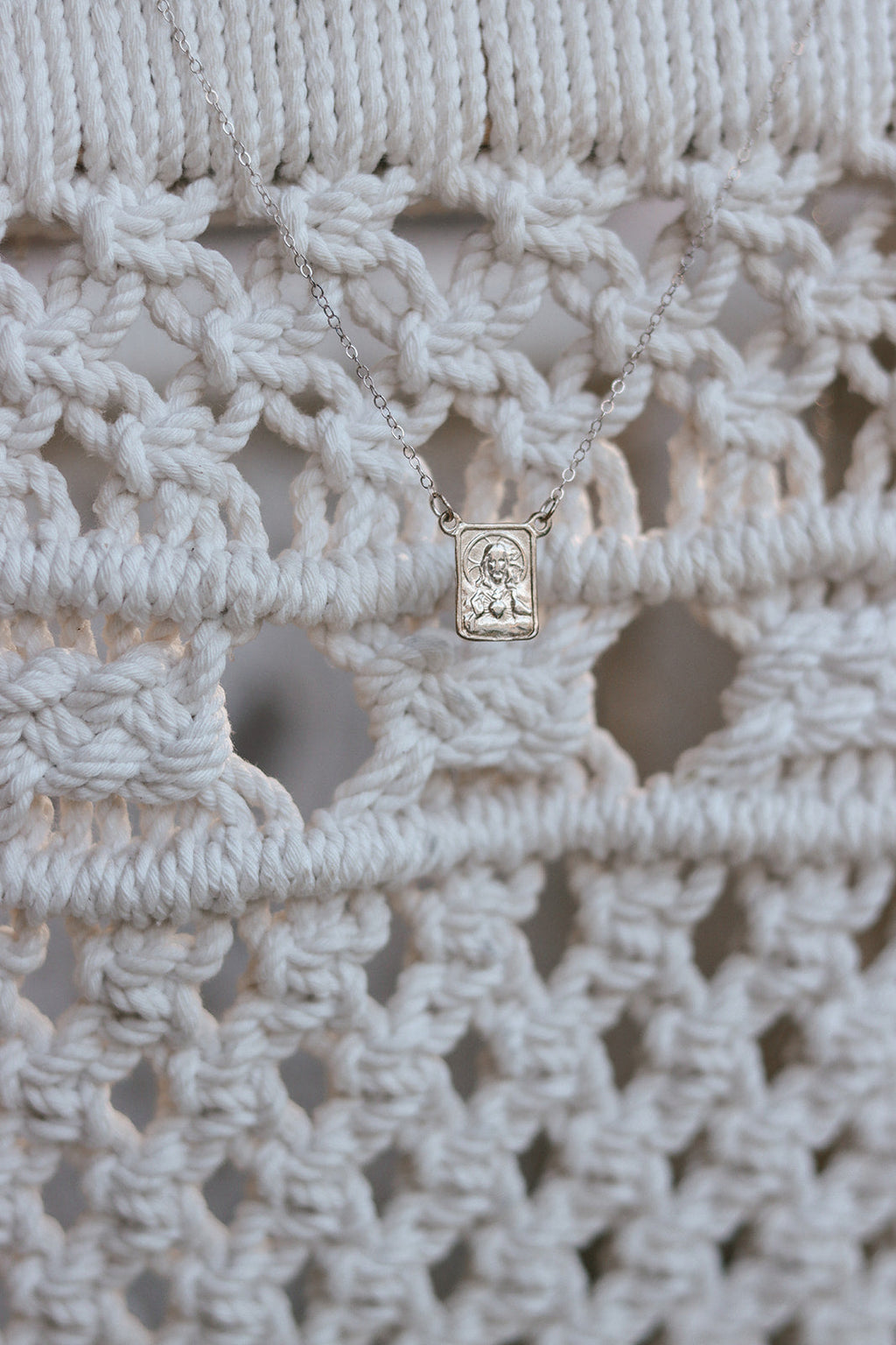 Silver Scapular
