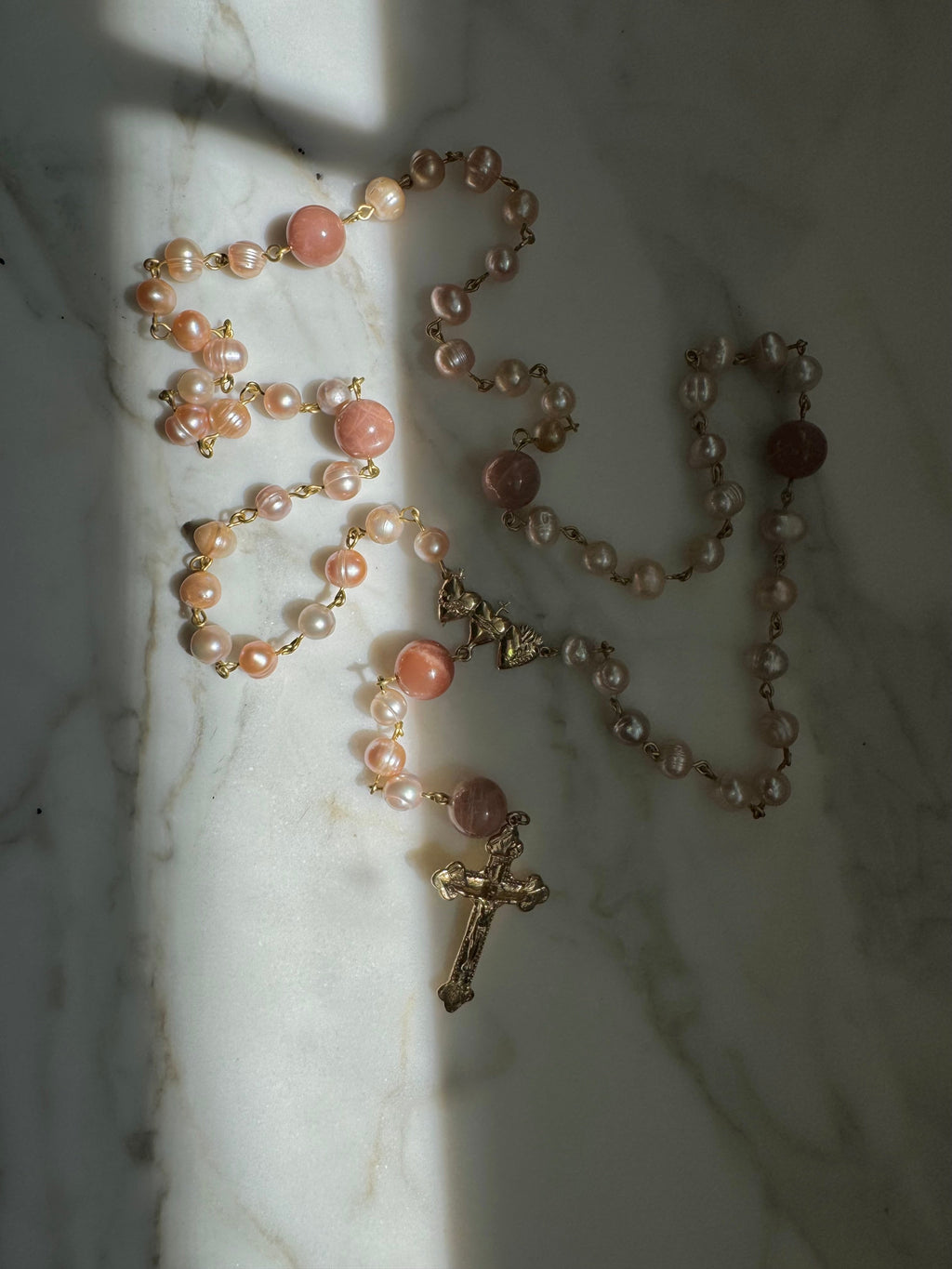 Holy Family Hearts® Rosary III Pearl