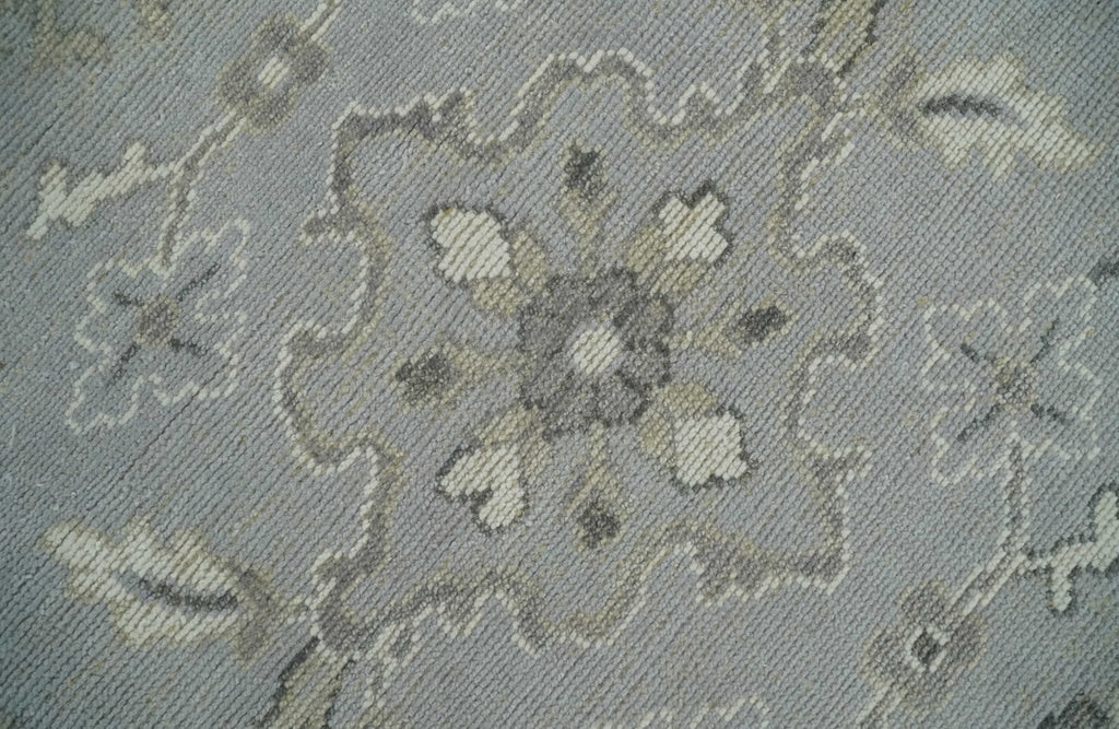 Antique Style Silver And Beige Modern Oushak wool Area Rug
