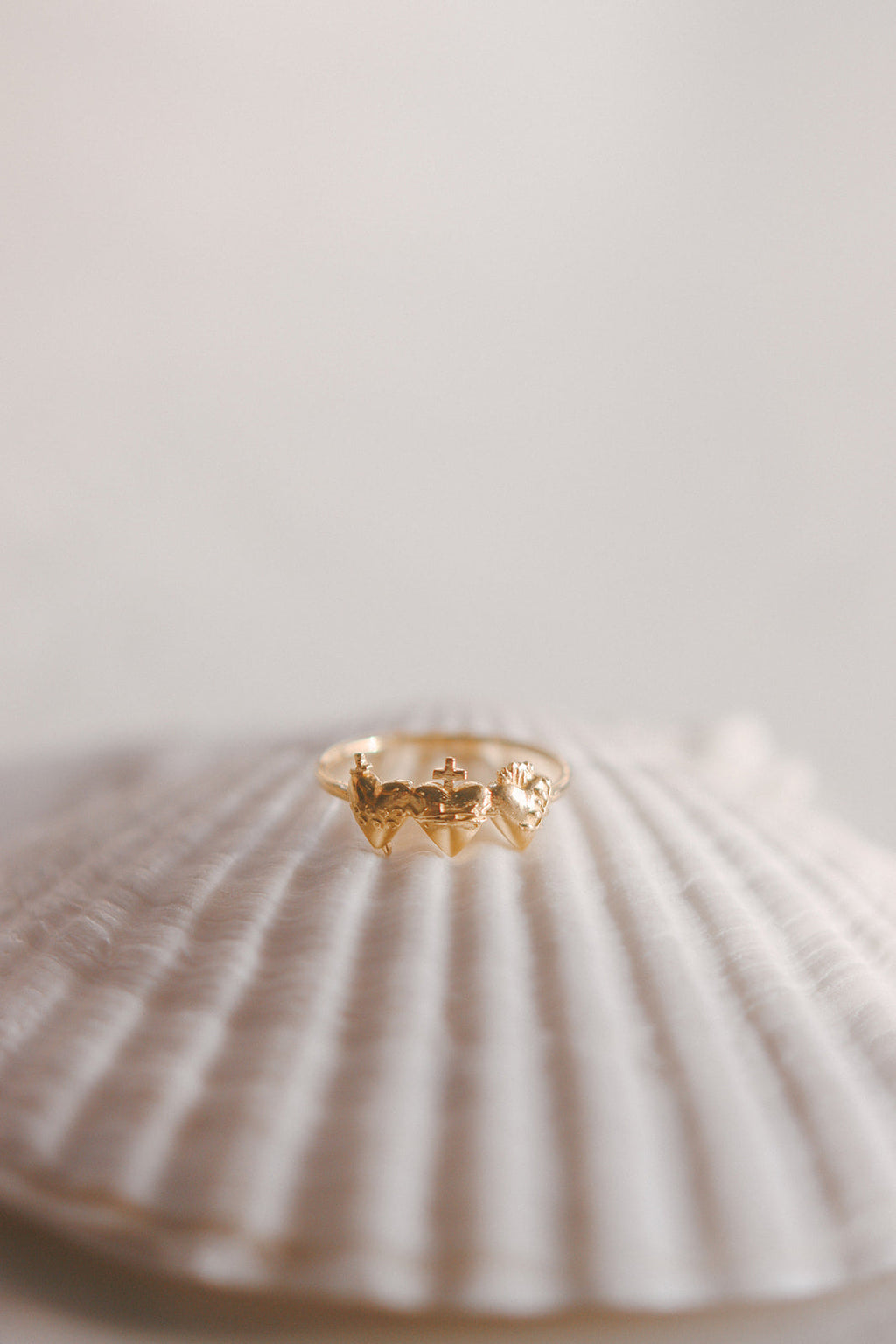 Holy Family Hearts® Ring in Gold Vermeil