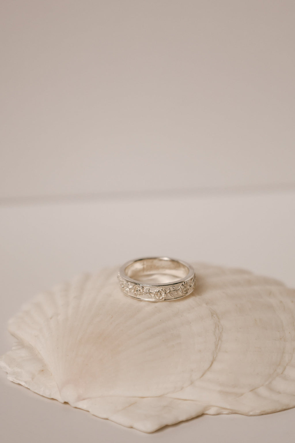 Roselle Ring | Silver