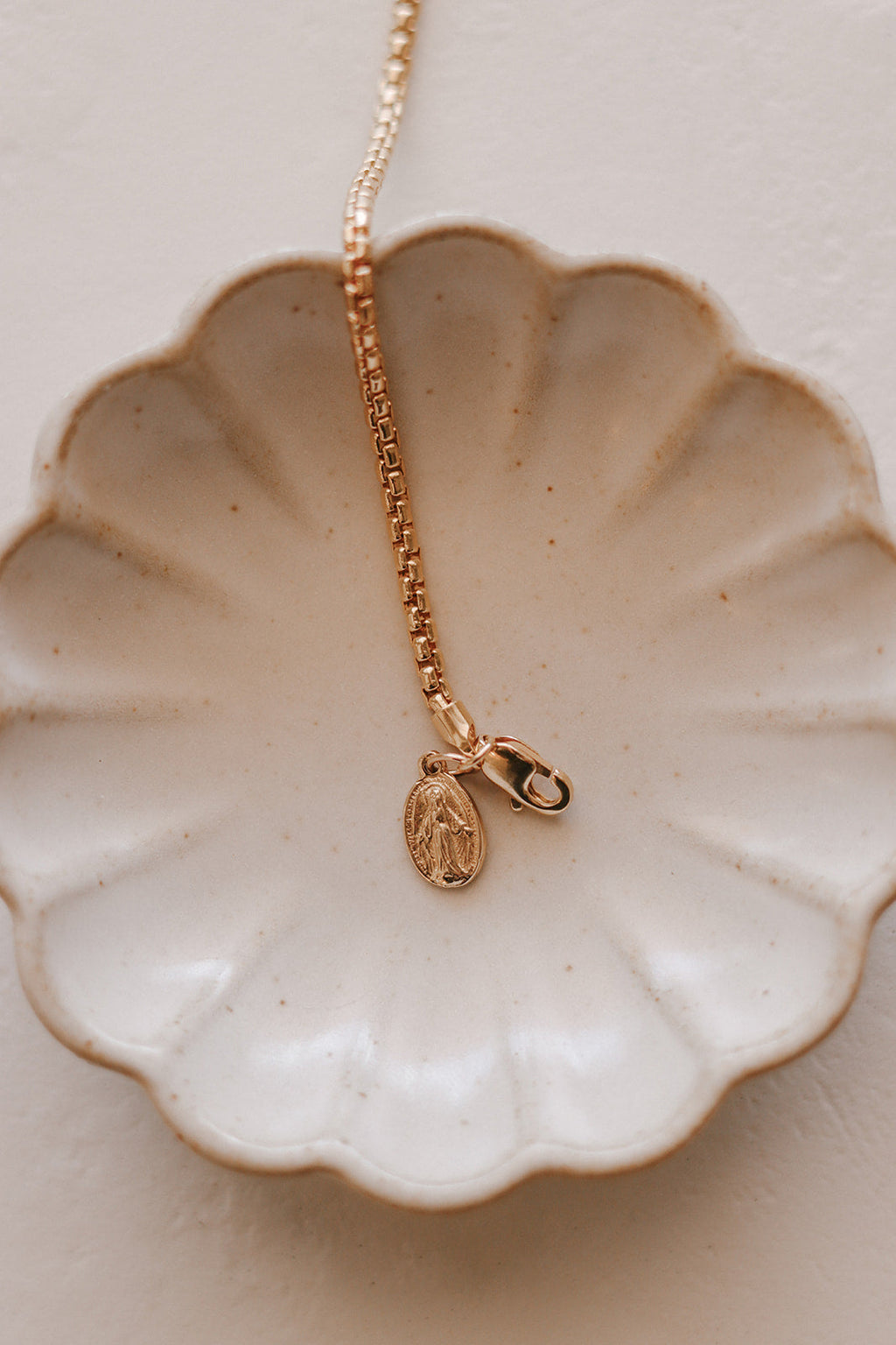 14k Gold Stella Miraculous Medal Bracelet