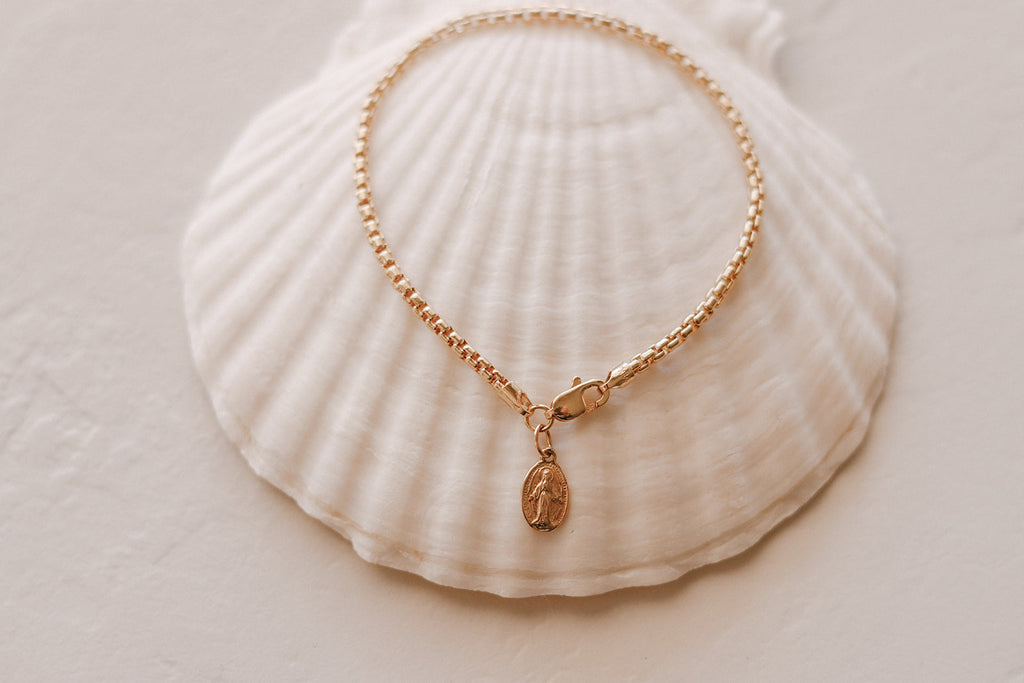 14k Gold Stella Miraculous Medal Bracelet