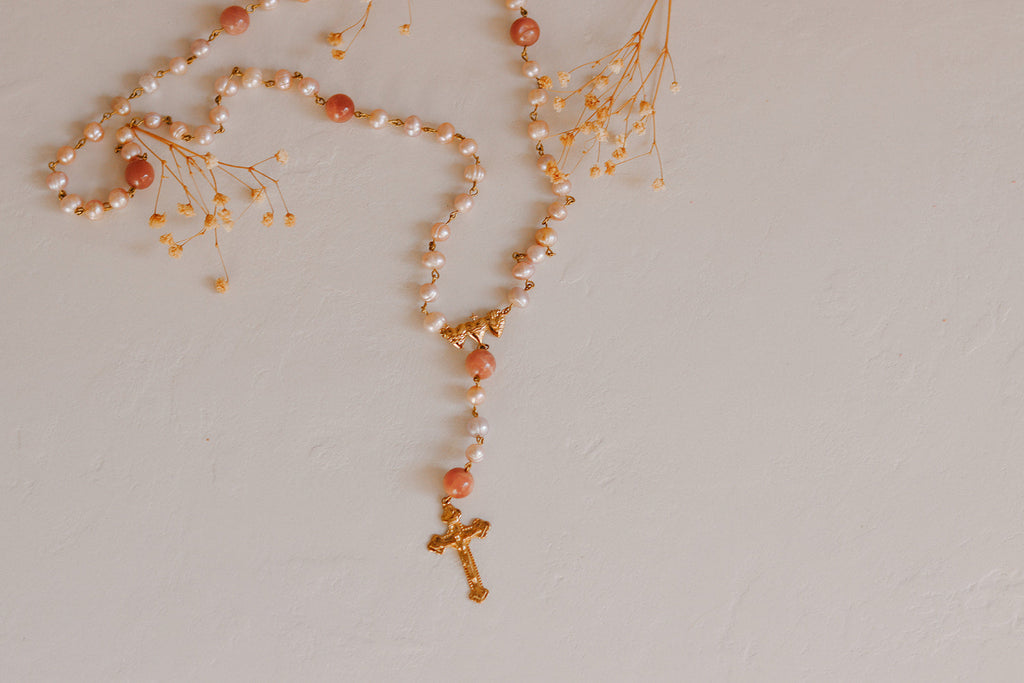 Holy Family Hearts® Rosary III Pearl