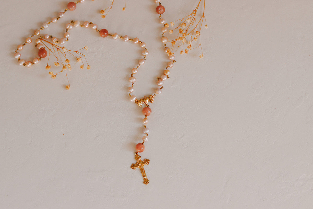 Holy Family Hearts® Rosary III Pearl
