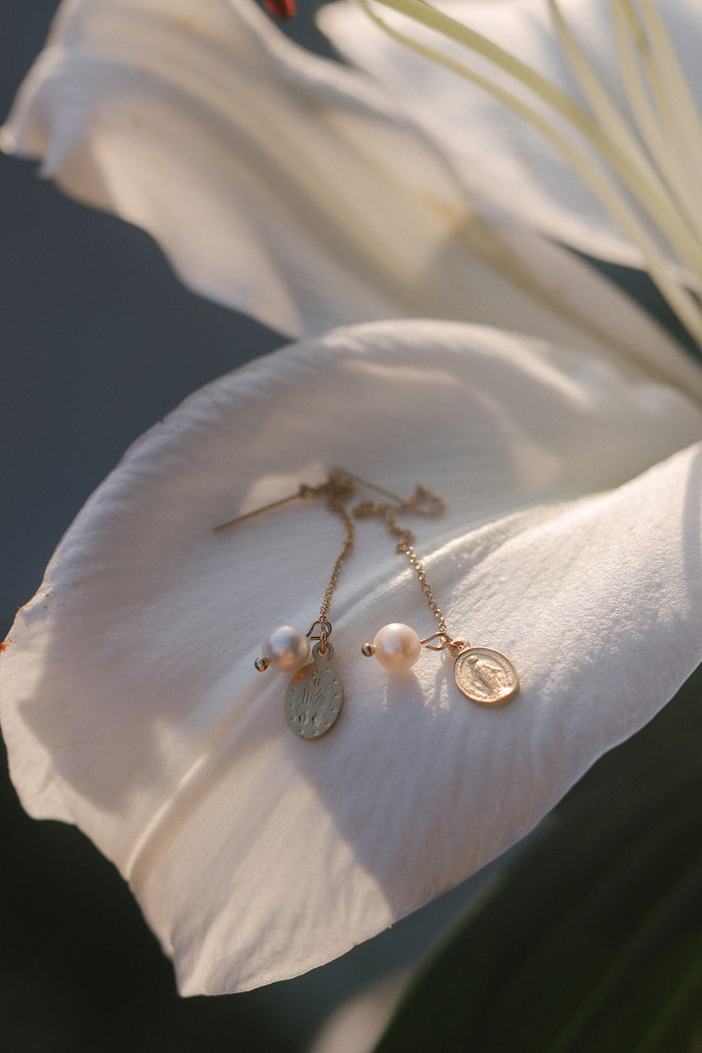 Miraculous Medal & Pearl threaders