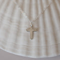 Cross necklace in Silver