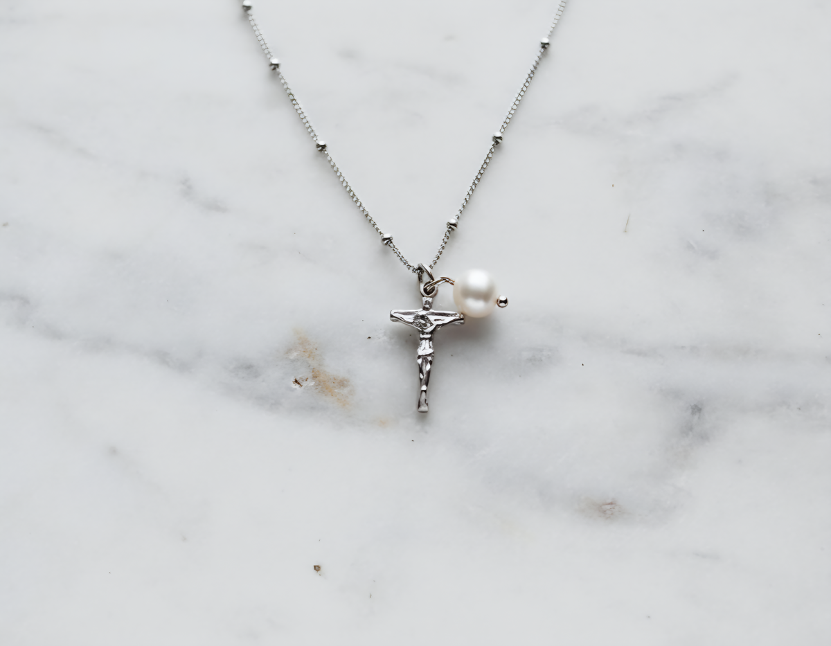 Crucifix & Pearl Necklace in Sterling Silver