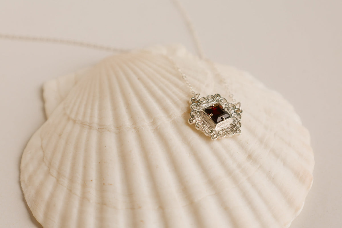 Dwell Necklace | Sterling Silver