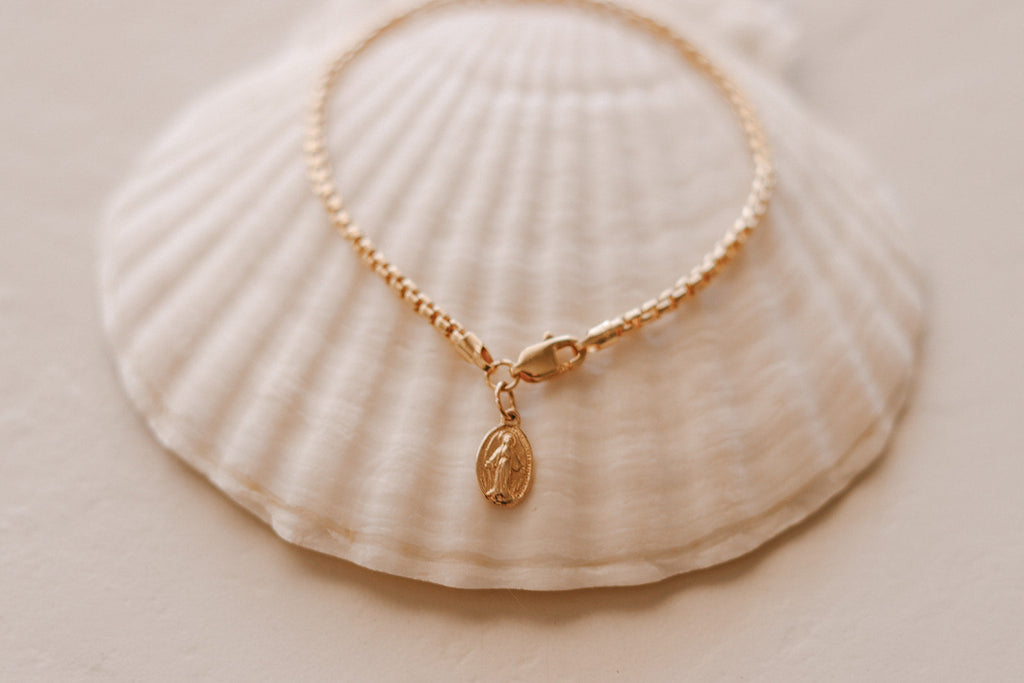 14k Gold Stella Miraculous Medal Bracelet