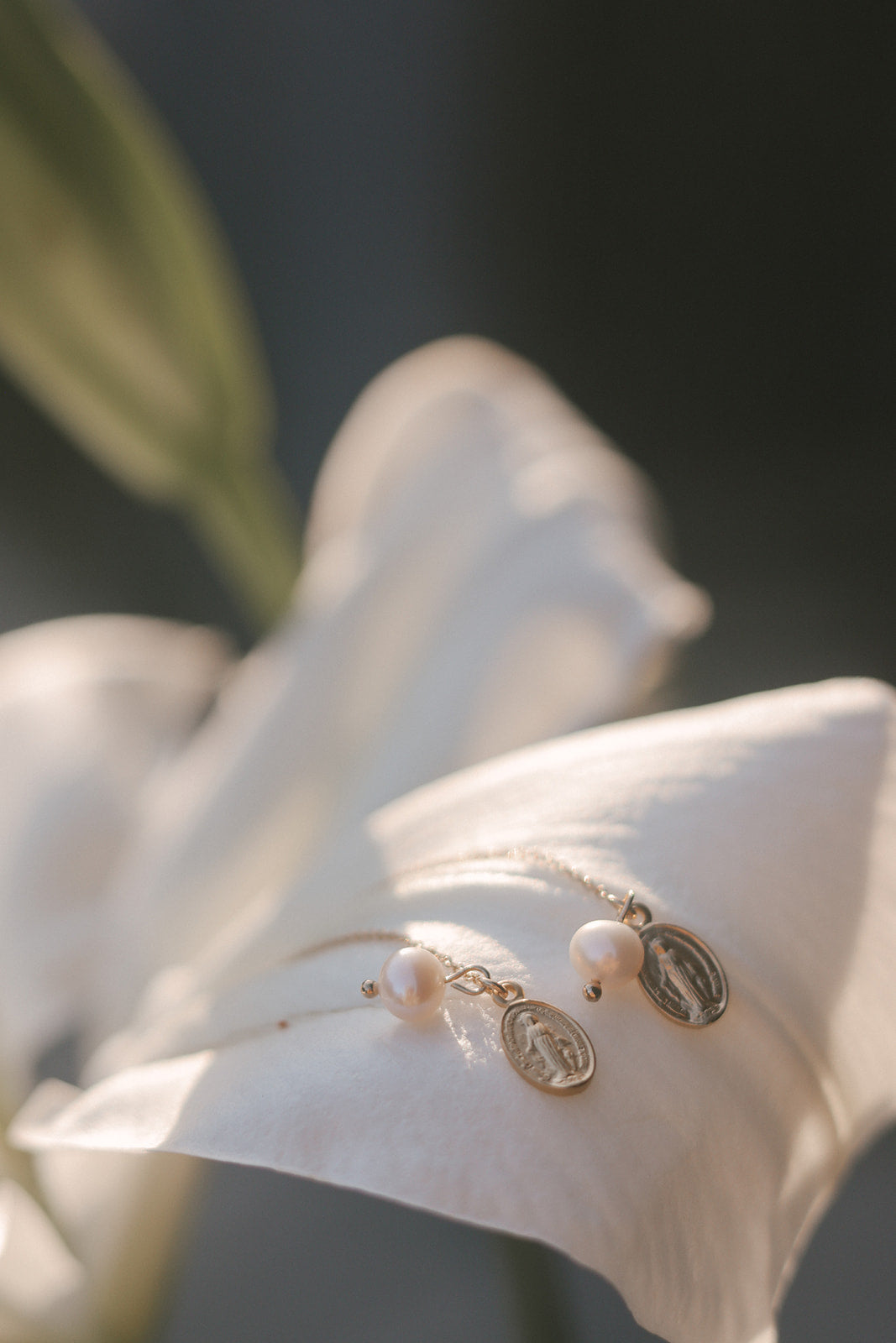 Miraculous Medal & Pearl threaders