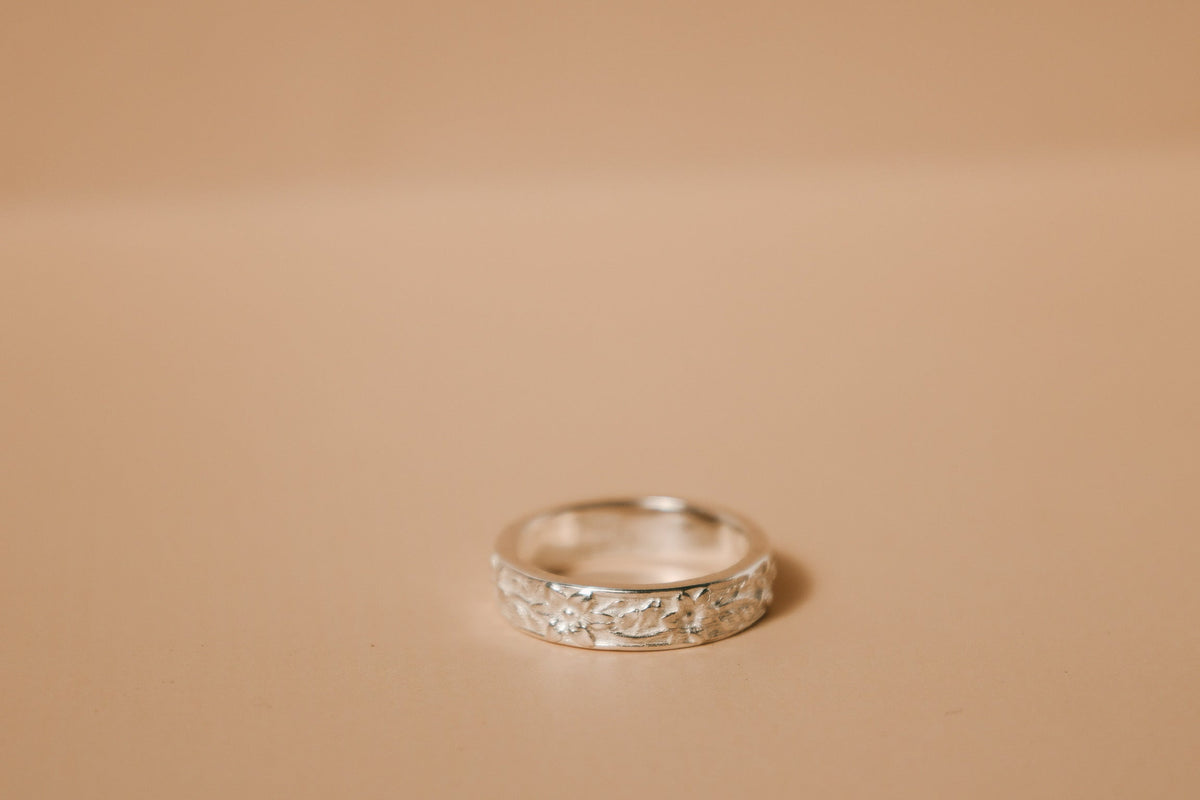 Lilium Ring | Sterling Silver